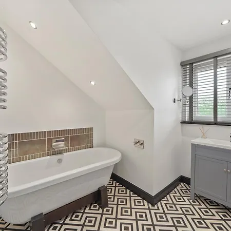 Lux - 7 Bed In Filey With Heated Pool And Sauna Hunmanby